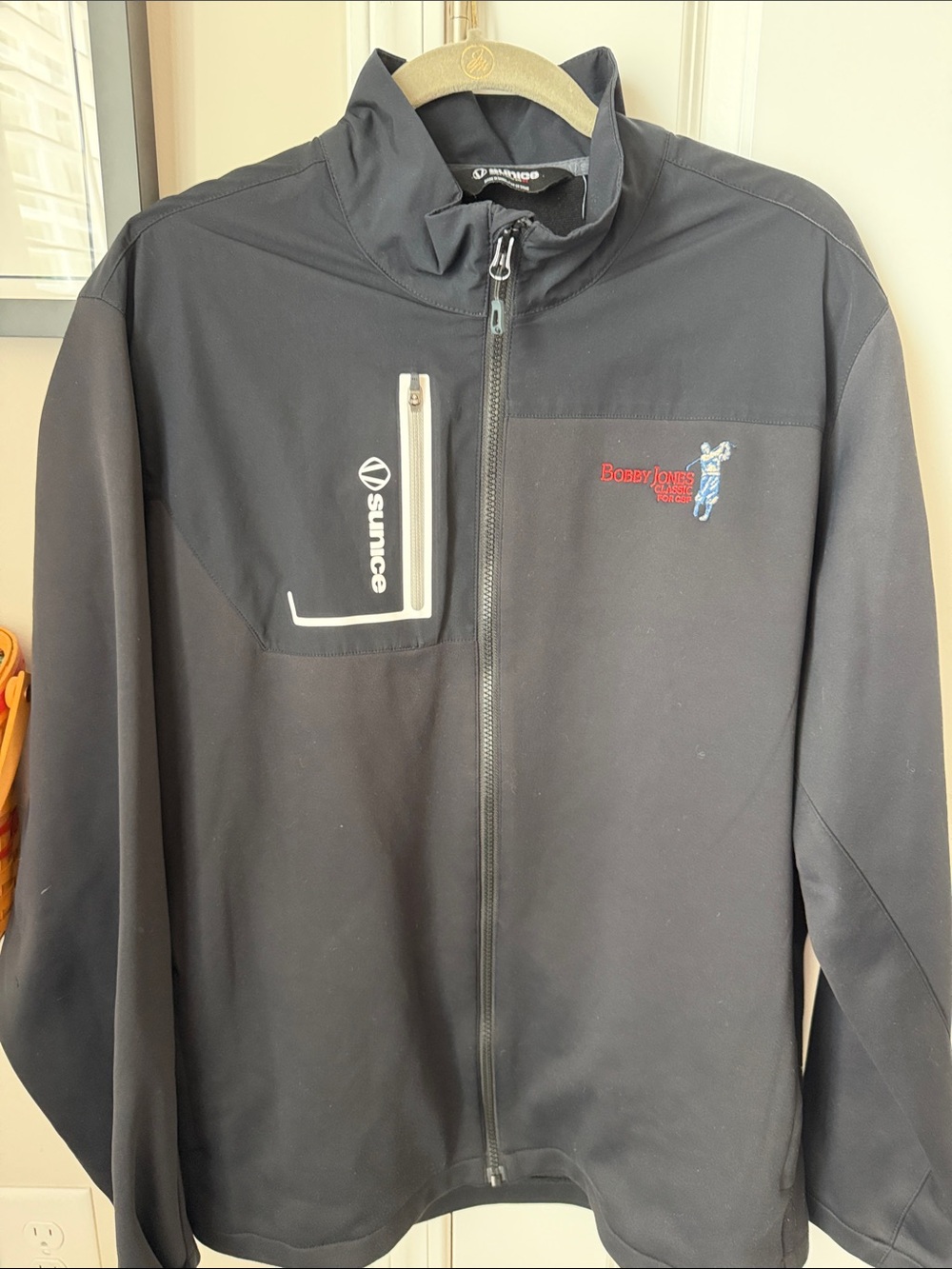 Sunice Men's Black Lightweight Softshell Jacket with Zip Pocket